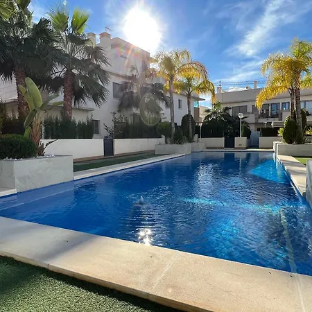 Dona Pepa Paradise Apartment